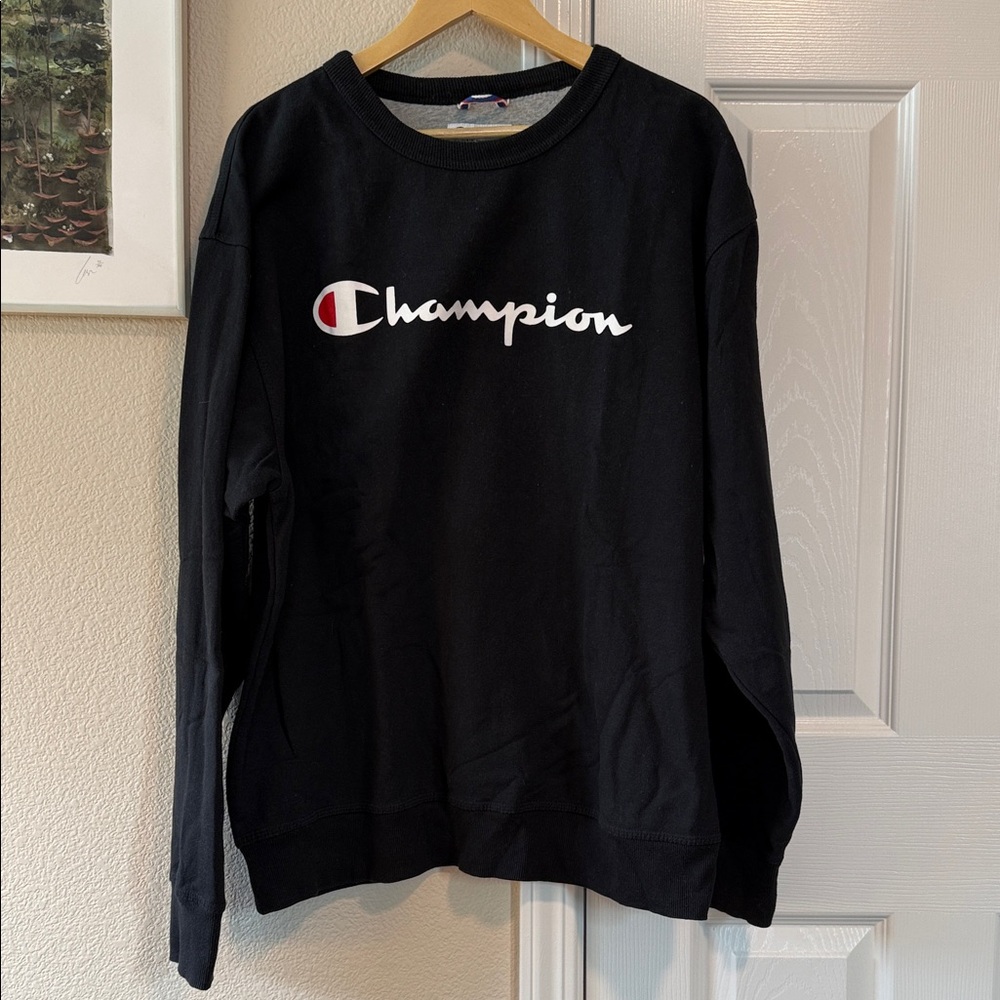 Champion Black Crewneck Sweatshirt
